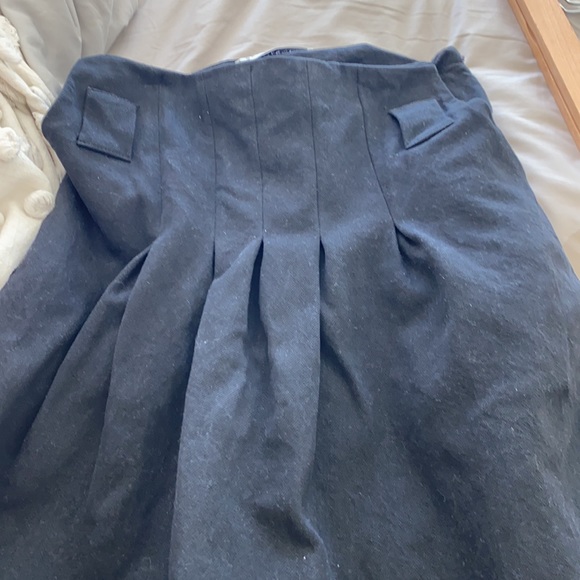 Selva Negra high waisted black skirt with pockets size 4 one of a kind like new - Picture 4 of 7